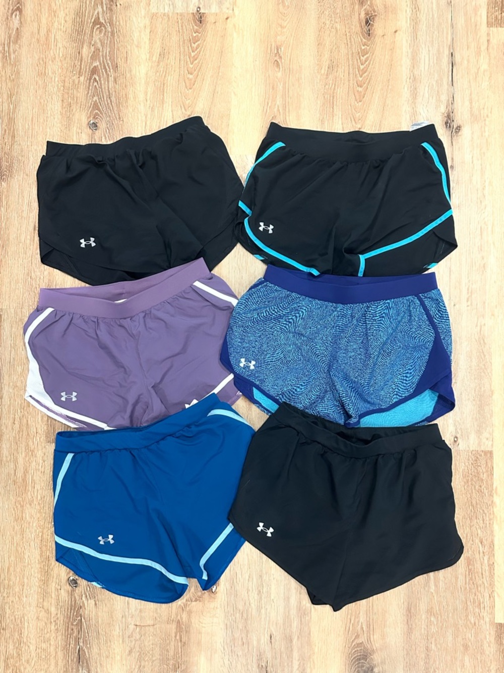6-Pack - Under Armour Women's Fly By 2.0 Shorts - Size Small